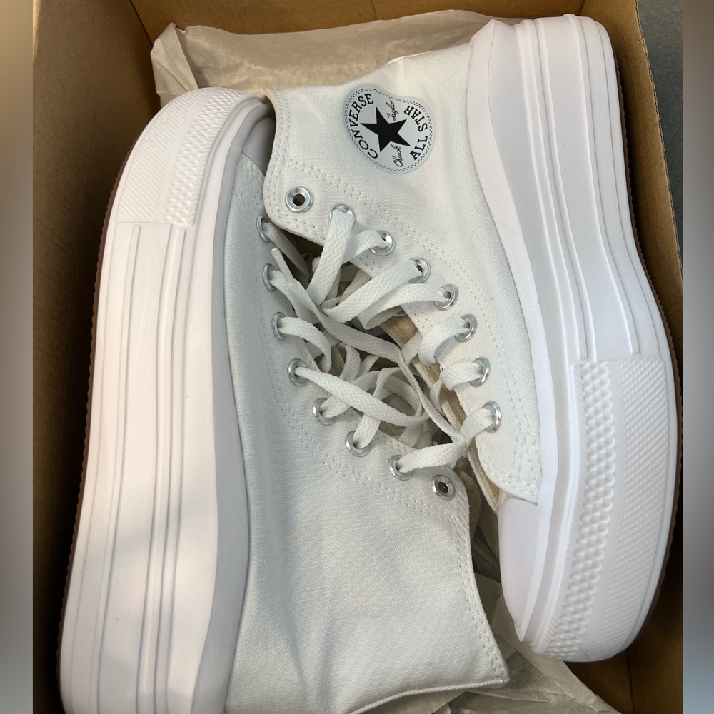 WOMEN'S CONVERSE CHUCK TAYLOR ALL STAR MOVE LIFT HI PLATFORM SNEAKERS